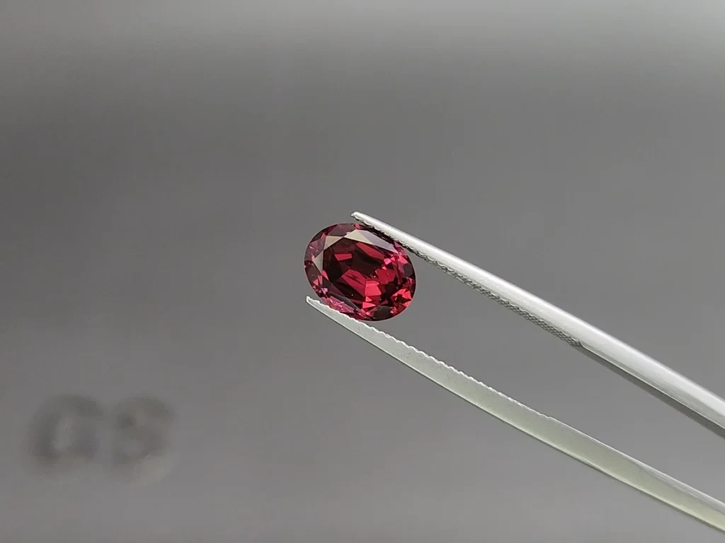 Set of rhodolite garnets oval cut 6.58 carats, Madagascar Image №3