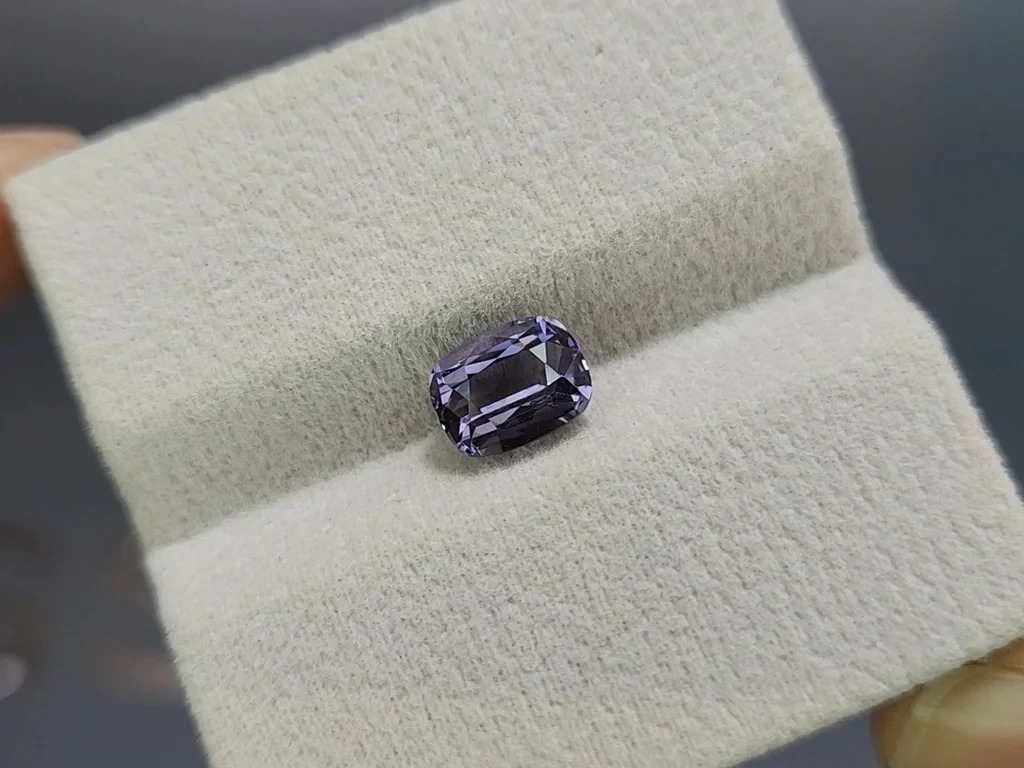 Violet spinel cushion cut 2.19 carats, Tanzania Image №4