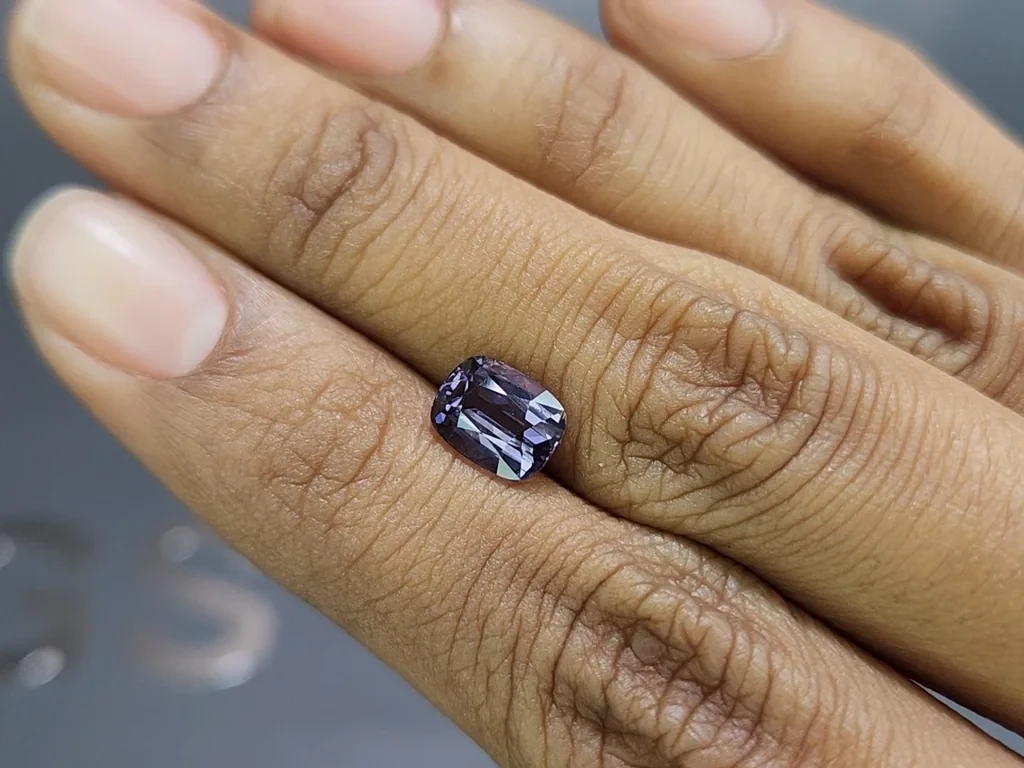 Violet spinel cushion cut 2.19 carats, Tanzania Image №2