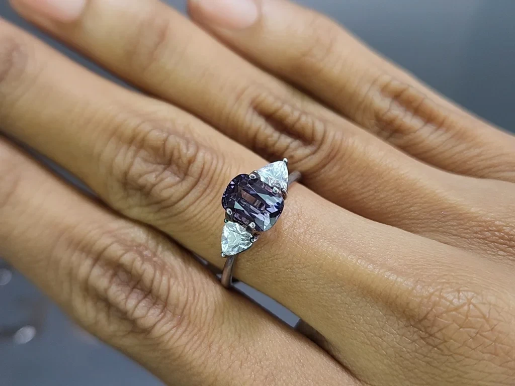 Violet spinel cushion cut 2.19 carats, Tanzania Image №5