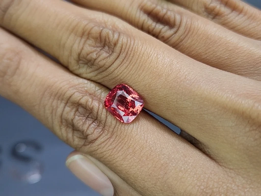 Spinel Mahenge cushion cut 3.07 carats, Tanzania Image №2