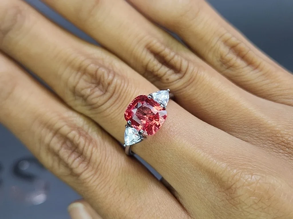 Spinel Mahenge cushion cut 3.07 carats, Tanzania Image №5