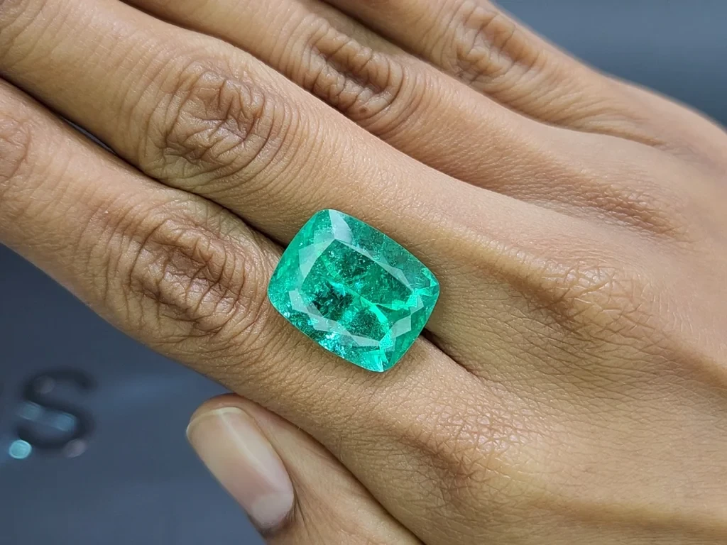 Neon-green Paraíba tourmaline cushion cut 16.01 carats, Brazil Image №2