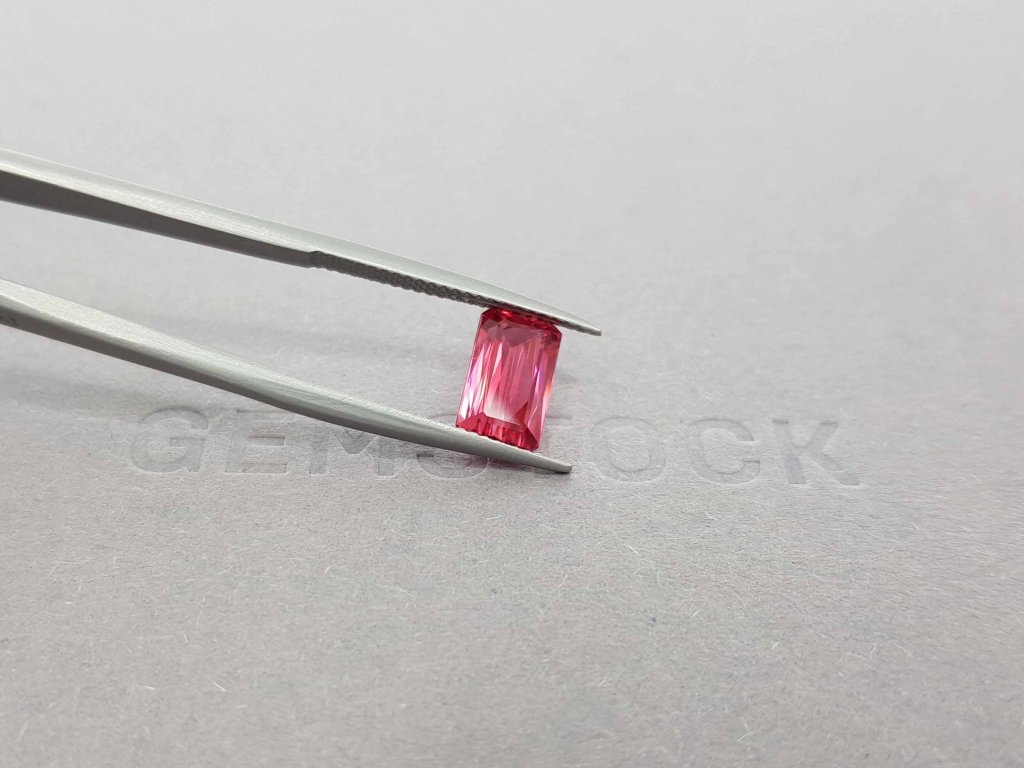 Spinel Mahenge, octagon cut 2.62 ct, GFCO Image №5