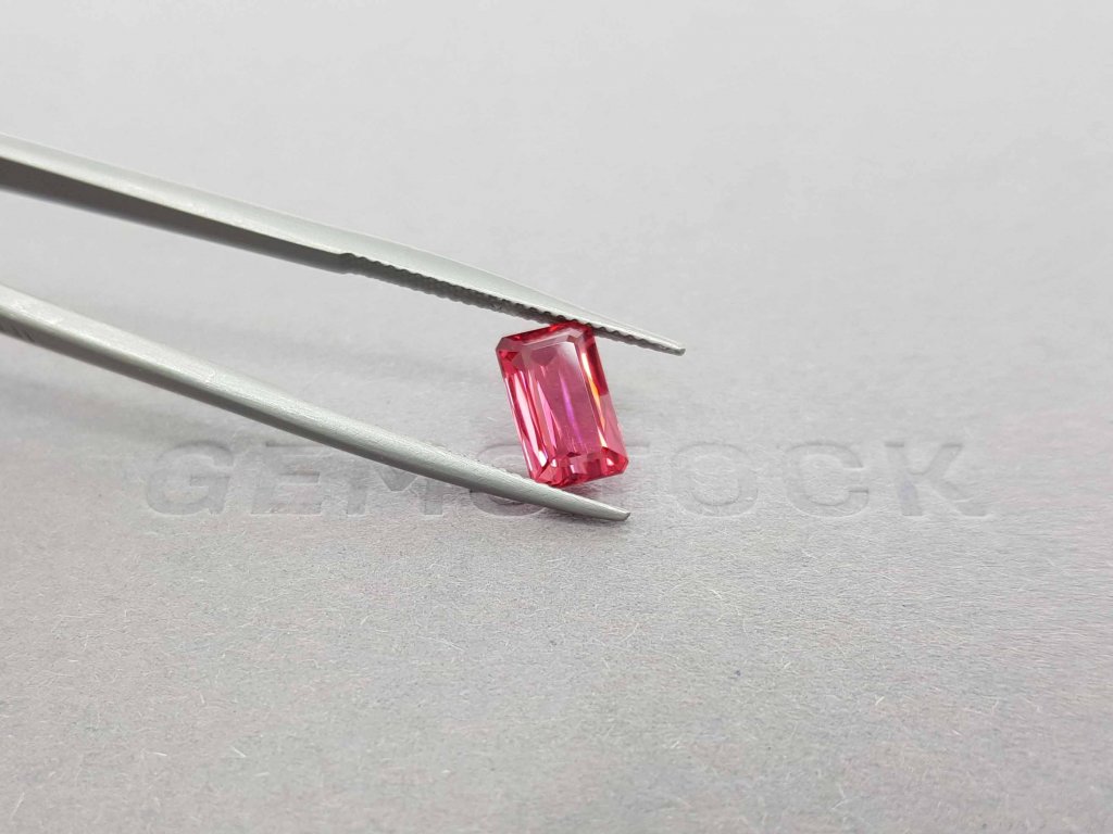 Spinel Mahenge, octagon cut 2.62 ct, GFCO Image №4