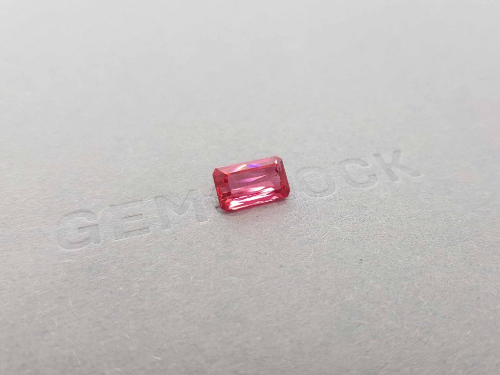 Spinel Mahenge, octagon cut 2.62 ct, GFCO Image №2