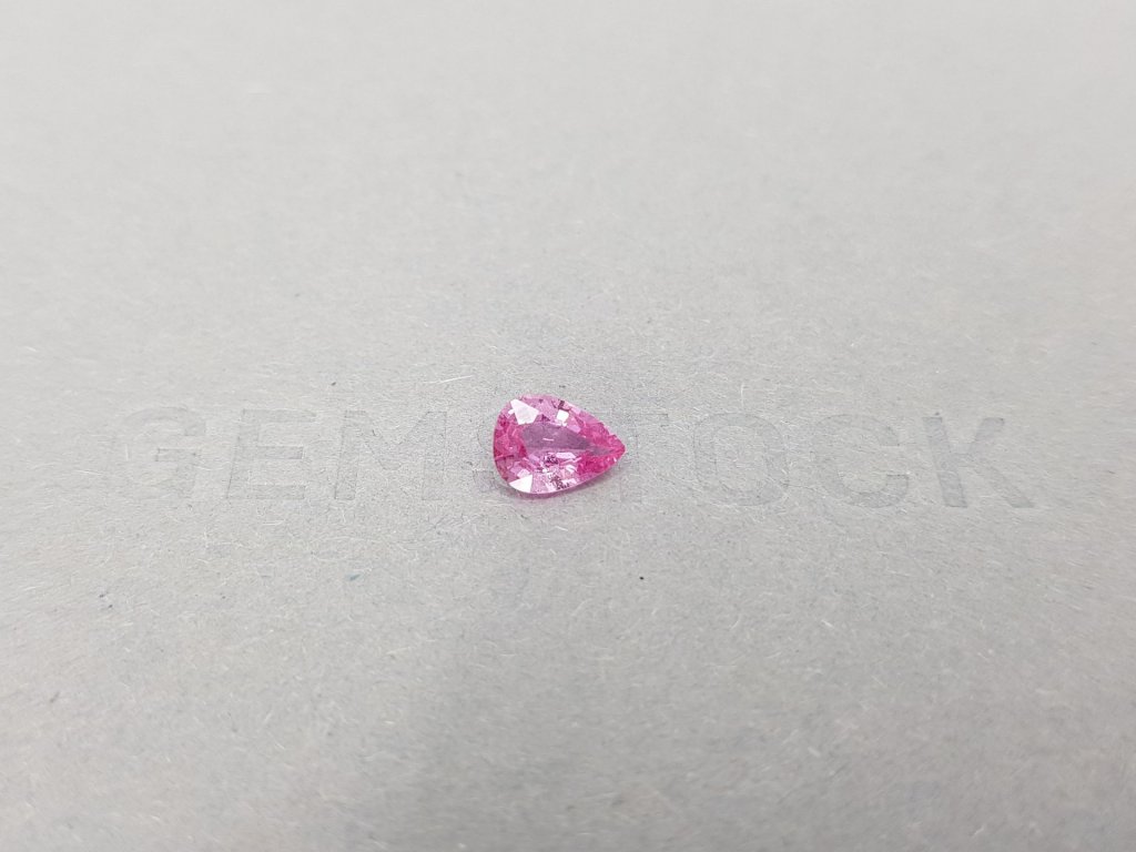 Unheated Padparadscha pear shape sapphire 0.89 ct, Madagascar Image №1