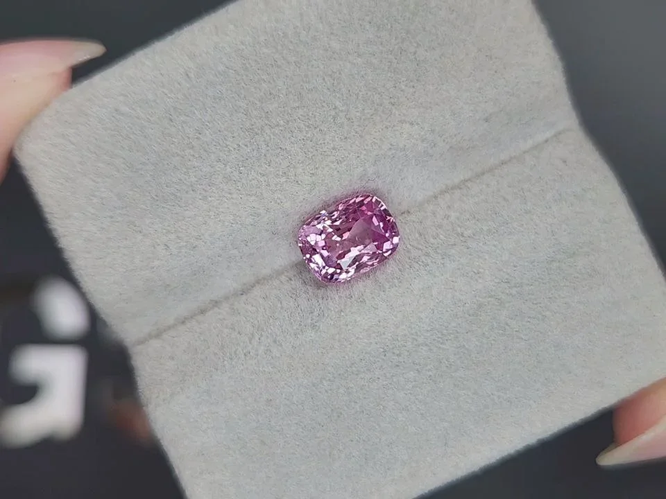 Unheated pink sapphire in cushion cut 2.14 carats, Sri Lanka Image №4