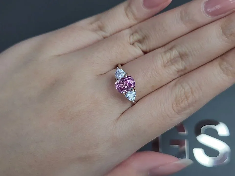Unheated pink sapphire in cushion cut 2.14 carats, Sri Lanka Image №5