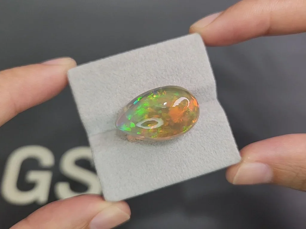 Large black opal cabochon cut 19.35 carats, Ethiopia Image №4