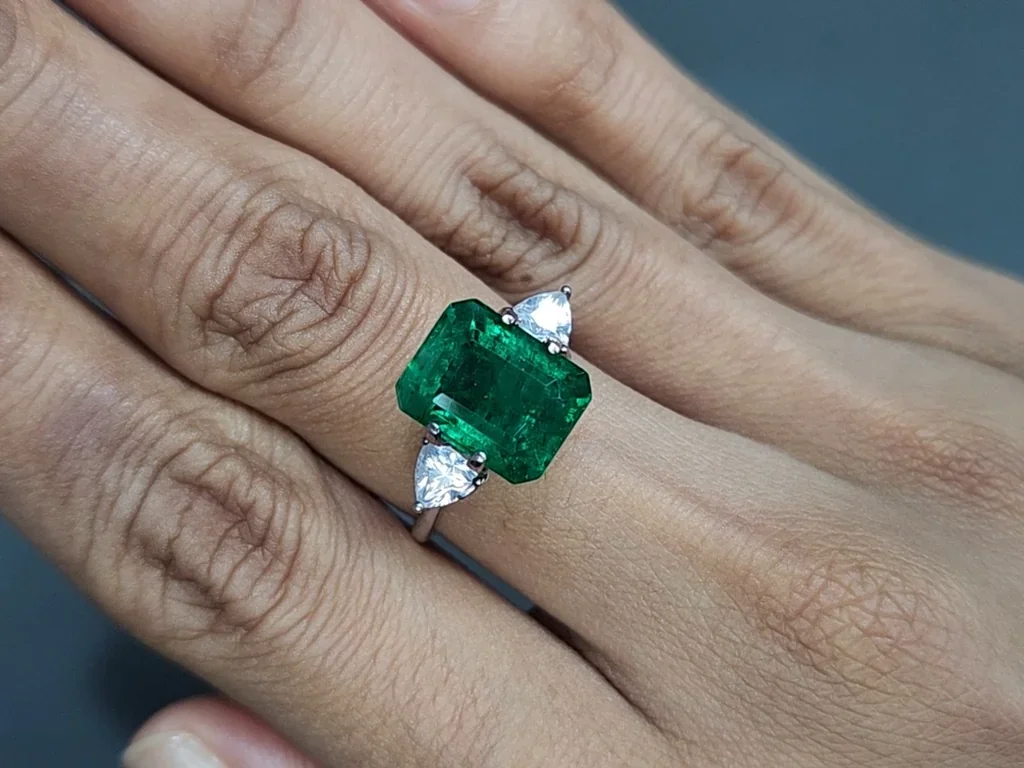 Emerald octagon cut 4.93 carats, Zambia  Image №5