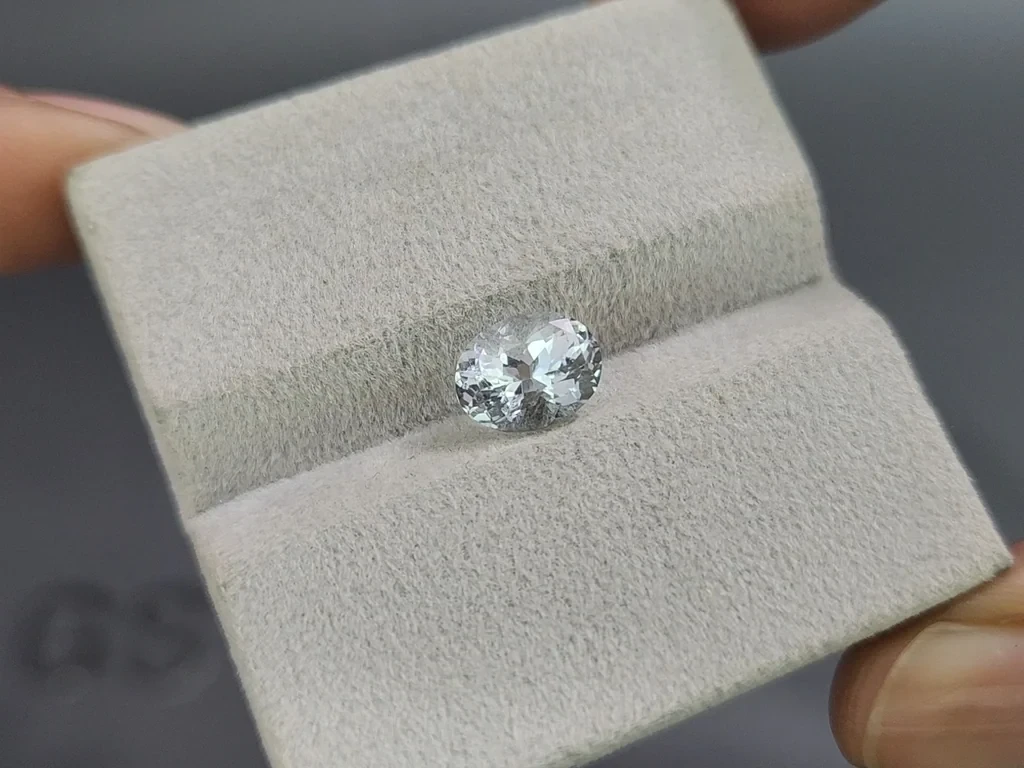 Aquamarine oval cut 1.41 carats, Madagascar  Image №4