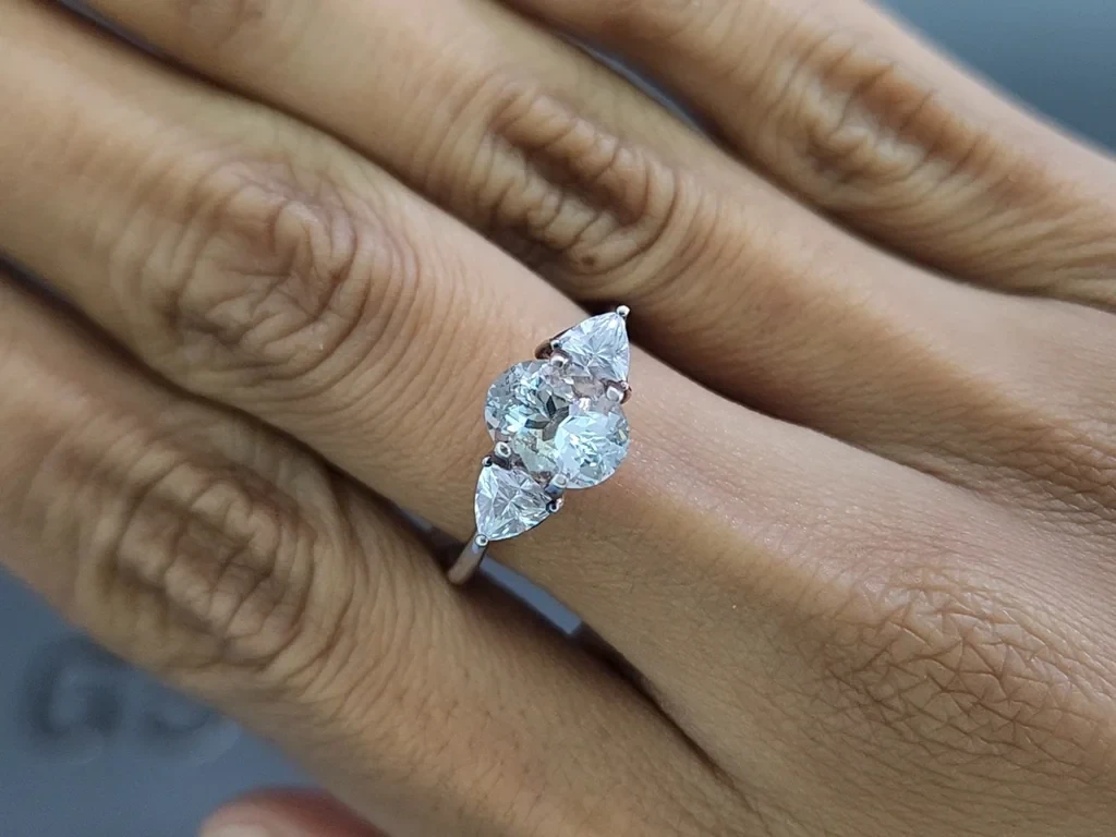 Aquamarine oval cut 1.41 carats, Madagascar  Image №5