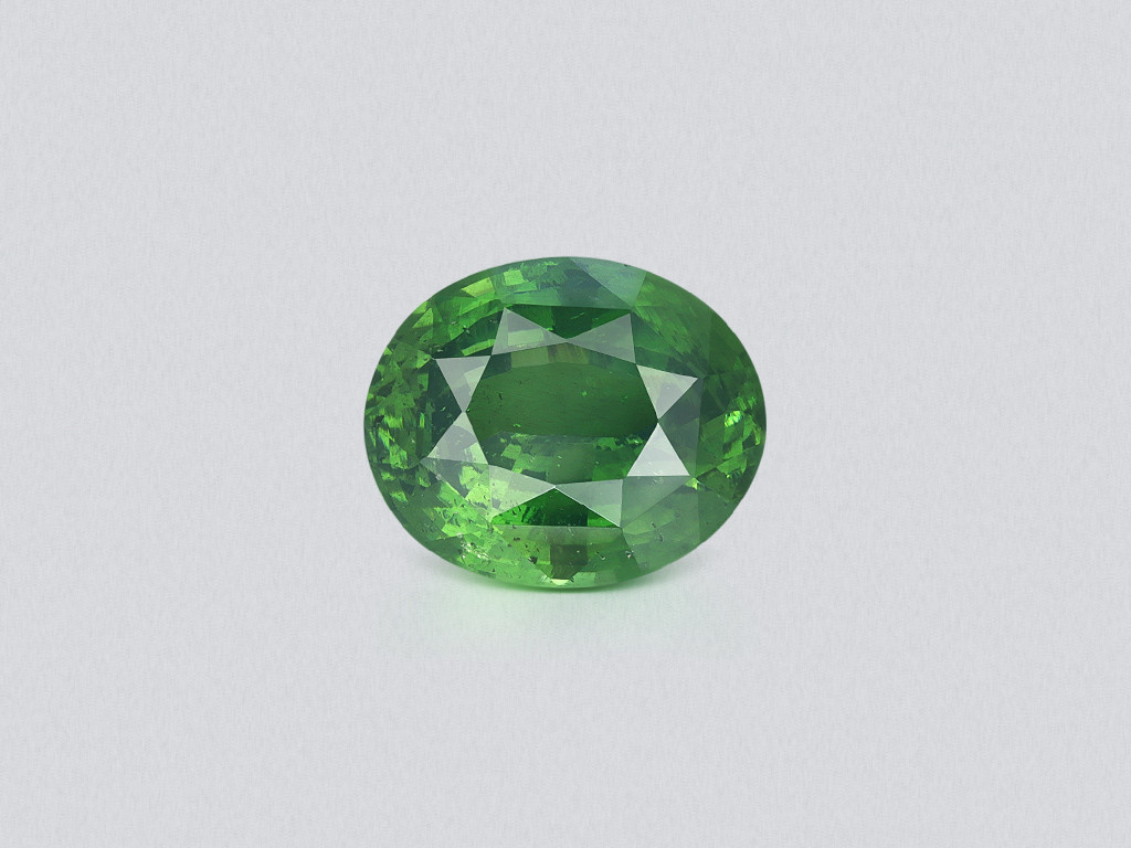 Green zircon oval cut  9.25 carats, Tanzania  Image №1