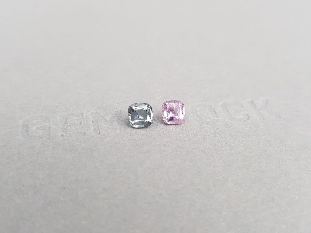 Pair of pink and steel spinel in cushion cut 0.99 ct Image №2