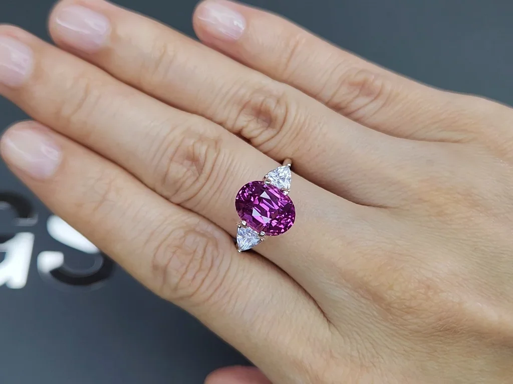 Vivid Pink unheated oval cut sapphire 5.14 carats, Sri Lanka Image №5