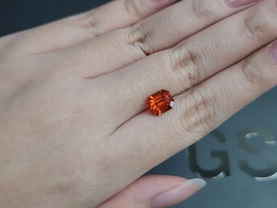 Octagon cut orange spessartine garnet 3.18 carats, Africa Image №2