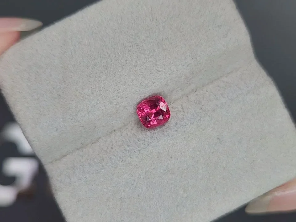 Vivid pink Mahenge spinel in cushion cut 0.82 carats, Tanzania Image №4