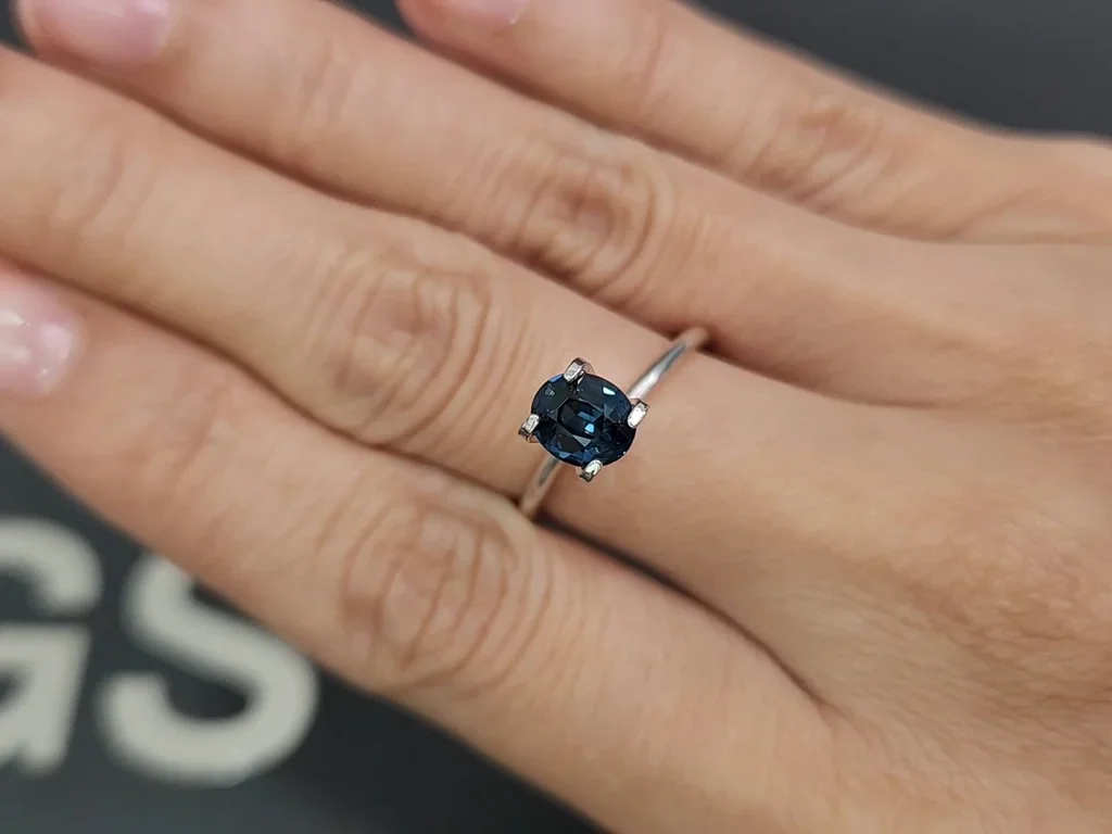 Unheated sapphire Teal oval cut 1.10 carats, Sri Lanka Image №5