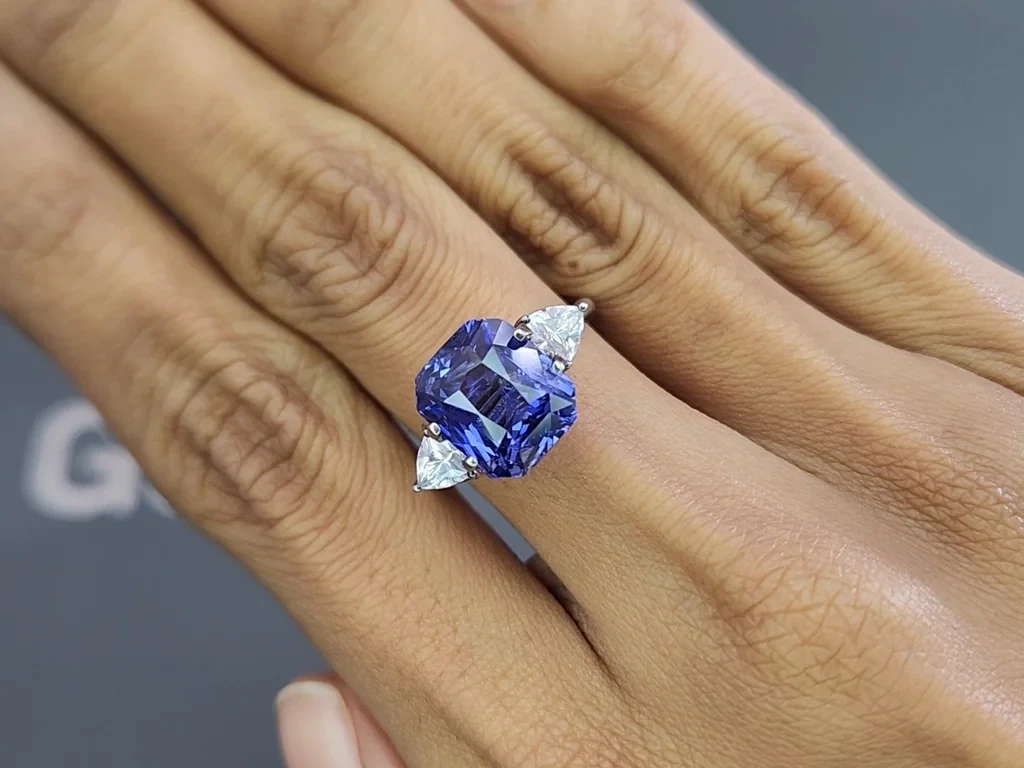 Unheated sapphire Bi-color radiant cut 7.15 carats, Sri Lanka Image №5