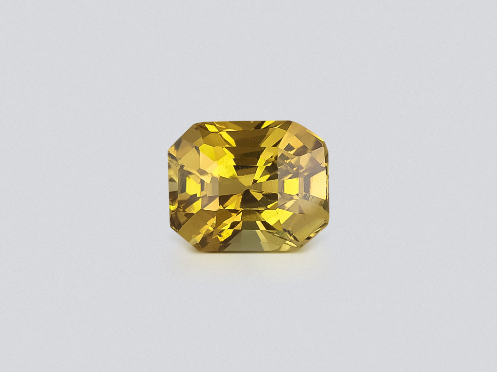 Yellow brown chrysoberyl  radiant cut 3.10 carats, Sri Lanka Image №1