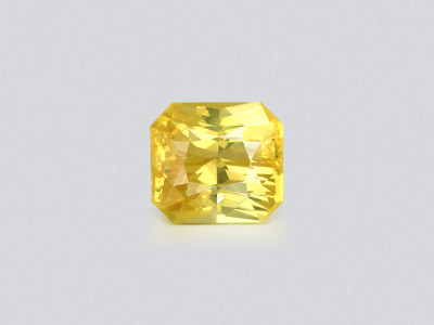 Unheated yellow sapphire radiant cut 8.66 carats, Sri Lanka photo