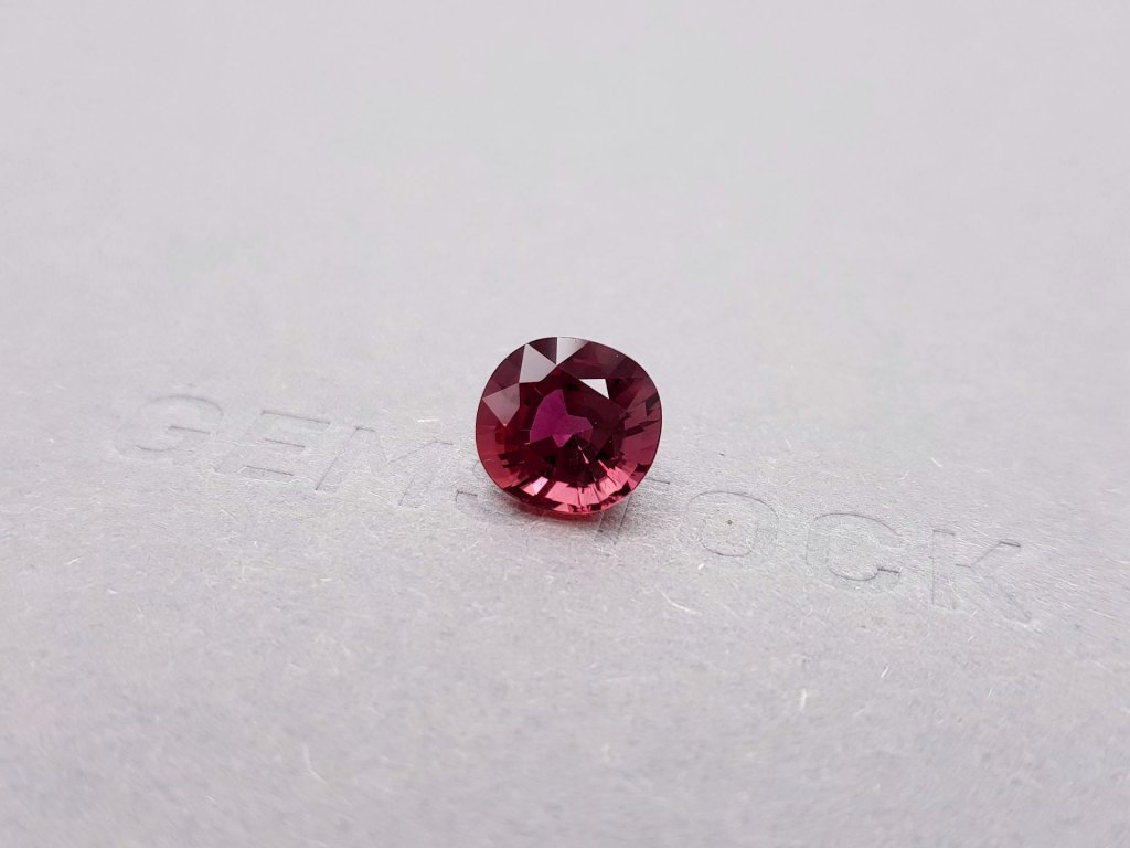 Vivid red rubellite tourmaline in cushion cut 3.71 ct Image №3