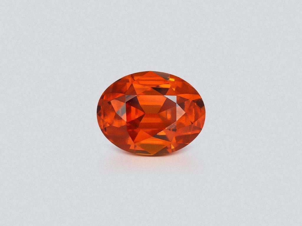 Spessartine garnet in oval cut 4.90 carats, Africa Image №1