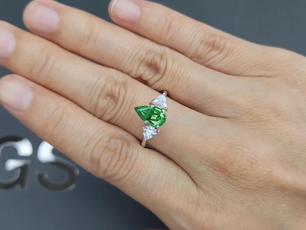 Neon Green tsavorite garnet in pear cut 1.61 carats, Tanzania Image №5