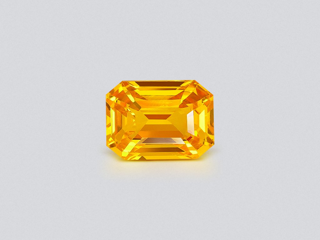 Yellow-orange sapphire in octagon cut 2.55 carats, Sri Lanka  Image №1