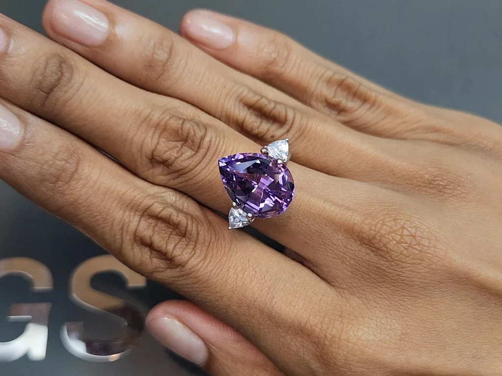 Amethyst in a high precision pear cut 5.00-7.00 carats, Brazil Image №5
