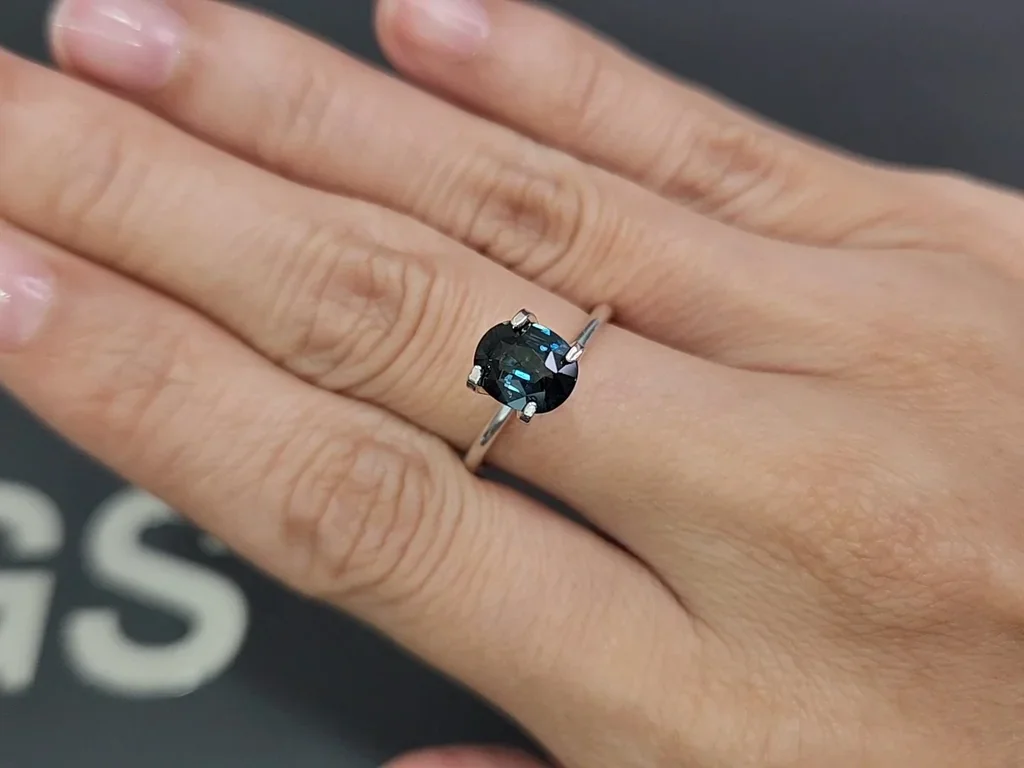 Unheated Teal sapphire oval cut 1.49 carats, Sri Lanka Image №5