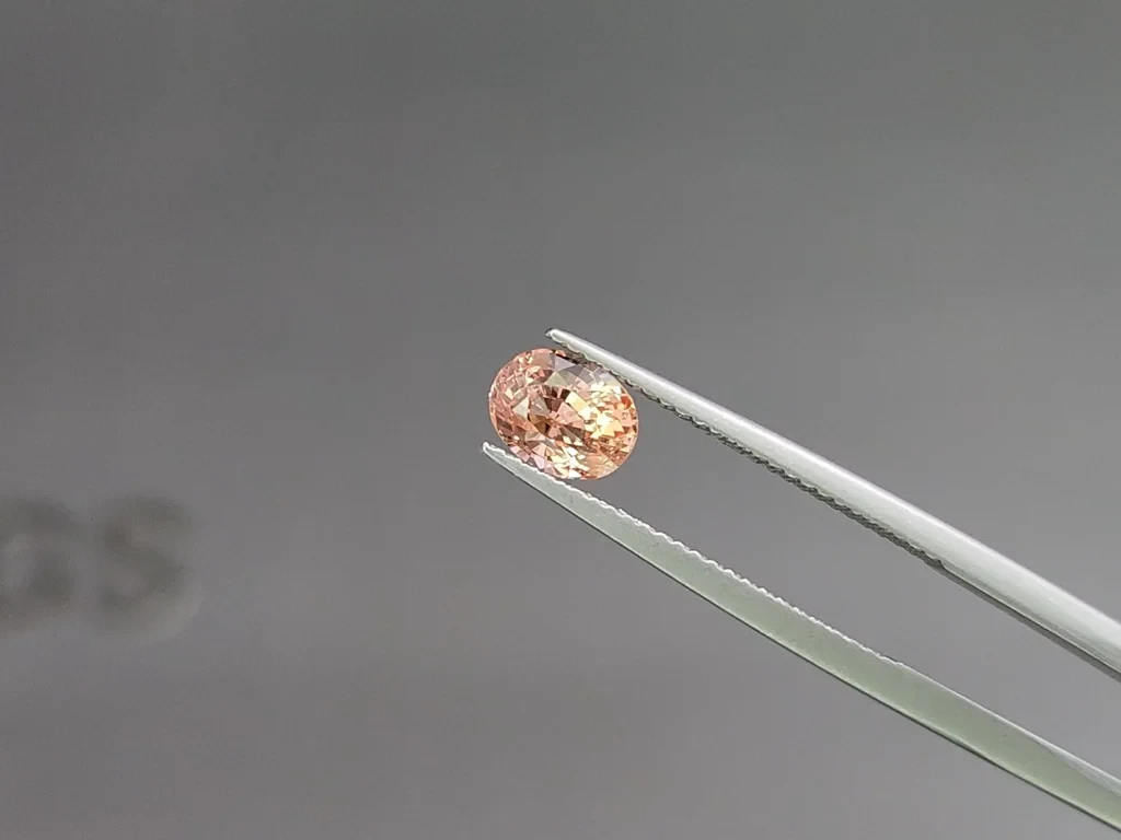 Unheated sapphire Padparadscha oval cut 1.51 carats, Sri Lanka  Image №3