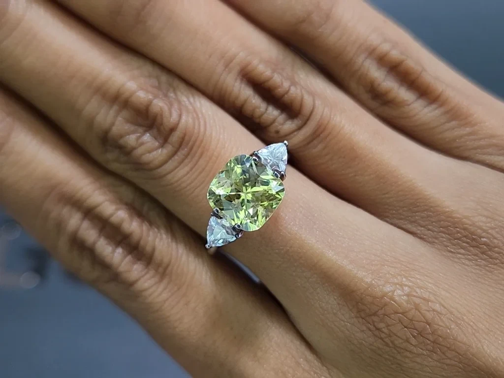Chrysoberyl cushion cut 3.51 carats, Sri Lanka Image №5