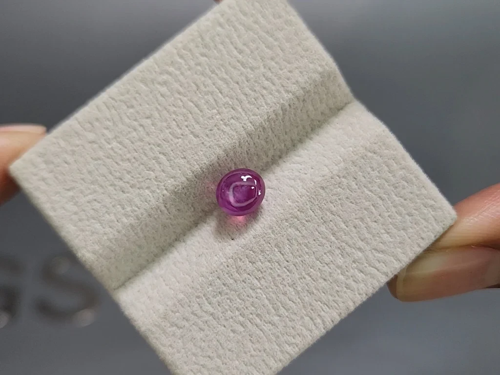 Unheated star ruby cabochon cut 2.05 carats, Mozambique Image №7