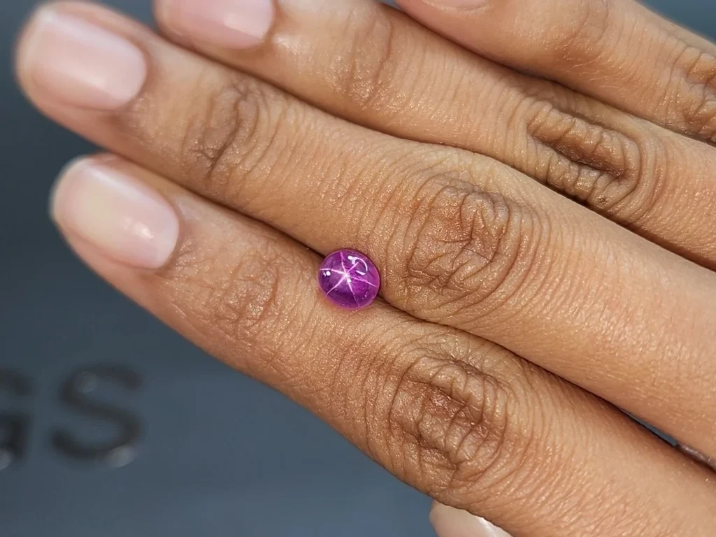 Unheated star ruby cabochon cut 2.05 carats, Mozambique Image №3