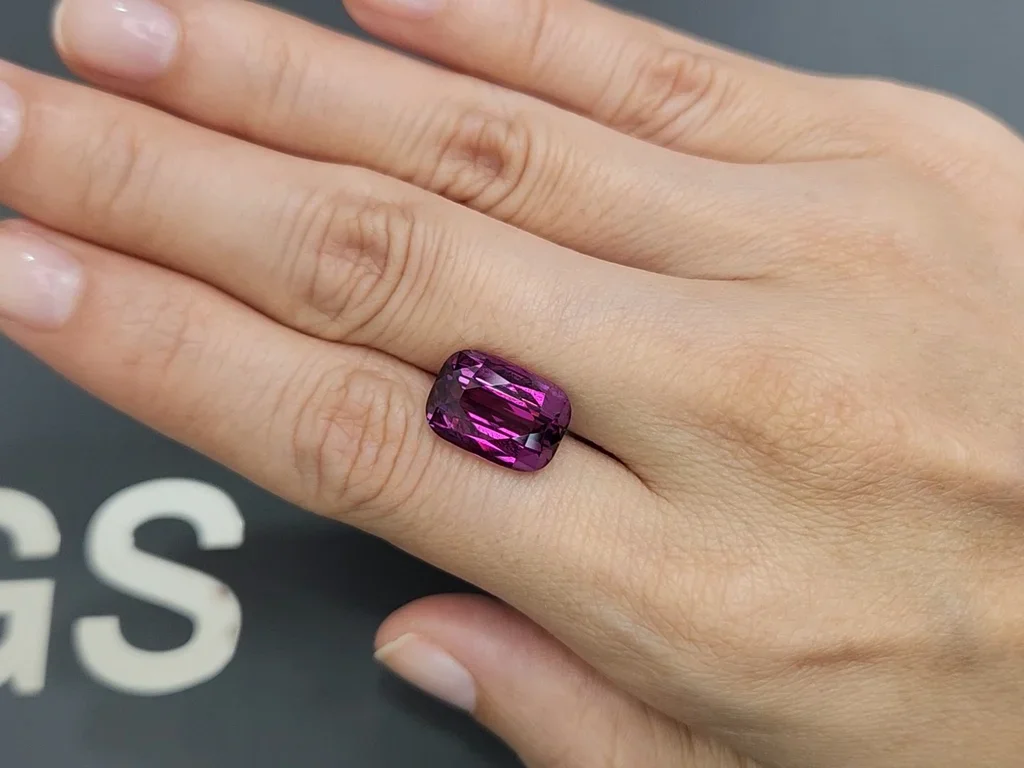 Purple garnet Rhodolite cushion cut 10.03 carats  Image №2
