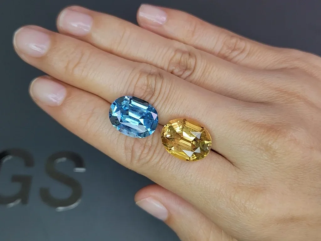 Pair of yellow citrine and sky blue topaz in high precision  cut oval 20.60 carats  Image №2