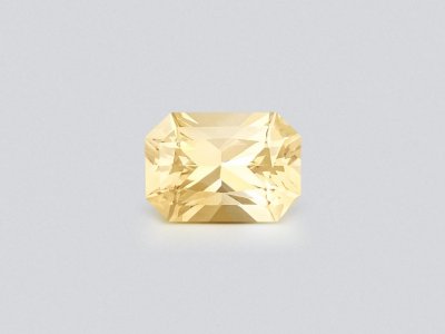 Pastel yellow sapphire in radiant cut 0.80 carats, Sri Lanka photo