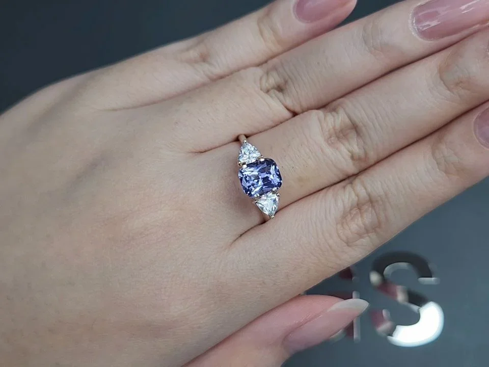 Lavender spinel in cushion cut 2.07 carats, Tanzania Image №5
