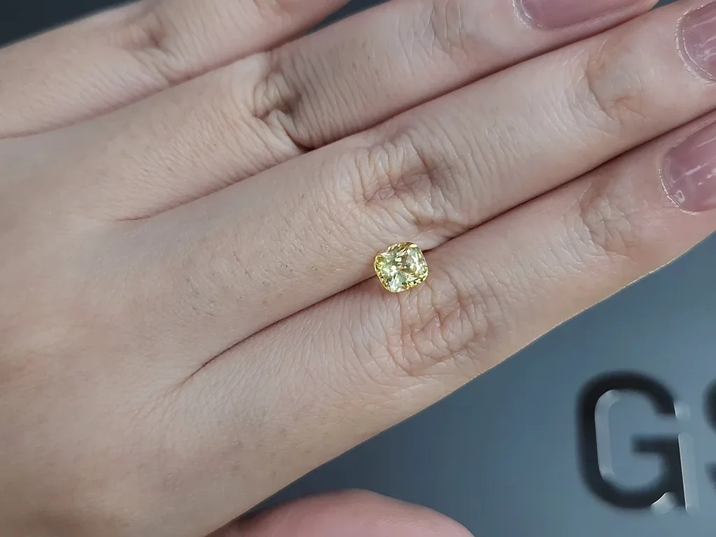 Unheated Pastel Yellow sapphire in cushion cut 1.12 carats, Sri Lanka Image №2