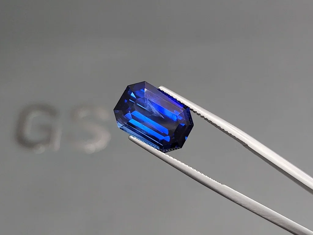 Investment unheated Royal Blue sapphire in octagon cut 15.20 carats, Burma (SSEF, GRS, GIA) Image №3