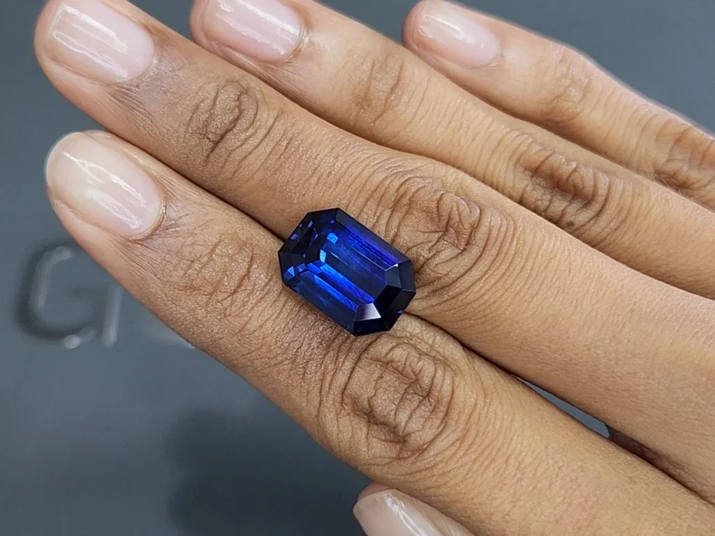 Investment unheated Royal Blue sapphire in octagon cut 15.20 carats, Burma (SSEF, GRS, GIA) Image №2