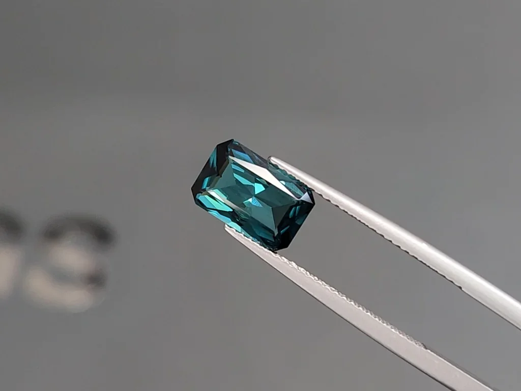Lagoon tourmaline radiant cut 2.42 carats, Africa Image №3