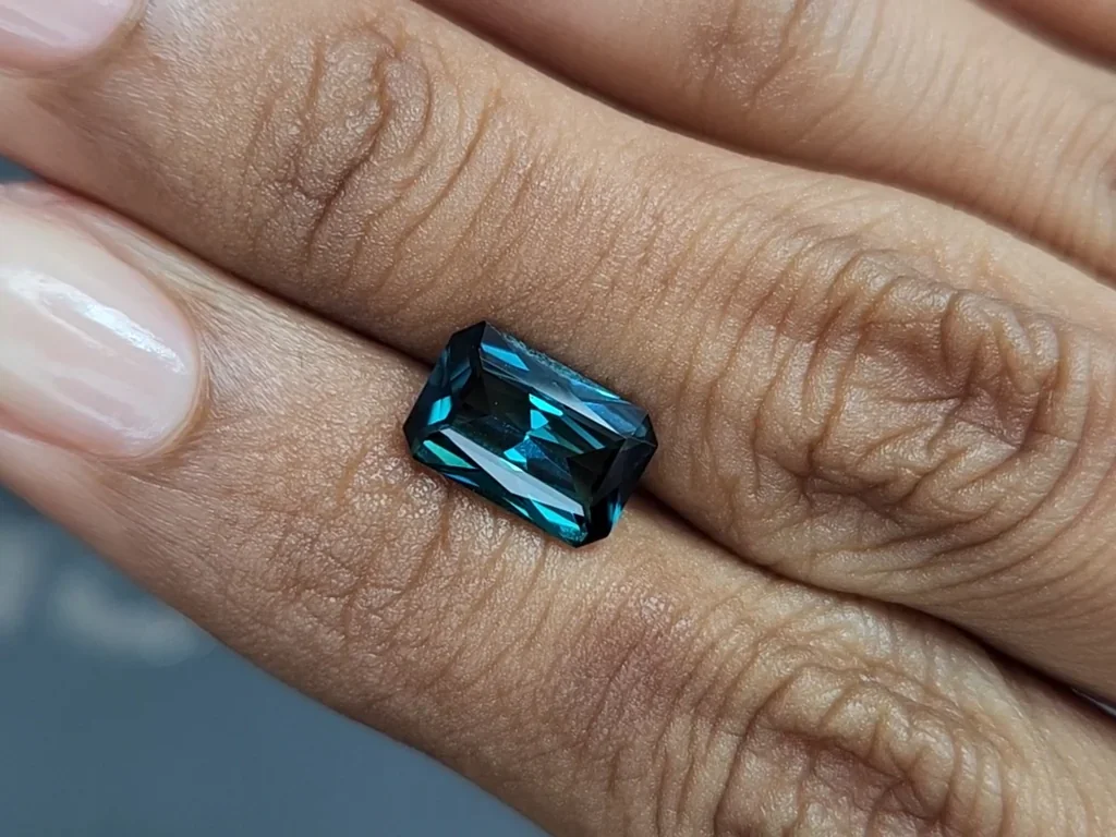 Lagoon tourmaline radiant cut 2.42 carats, Africa Image №2