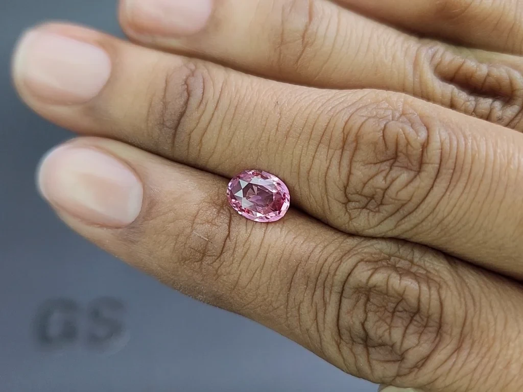 Unheated sapphire Padparadscha oval cut 1.52 carats, Sri Lanka  Image №2