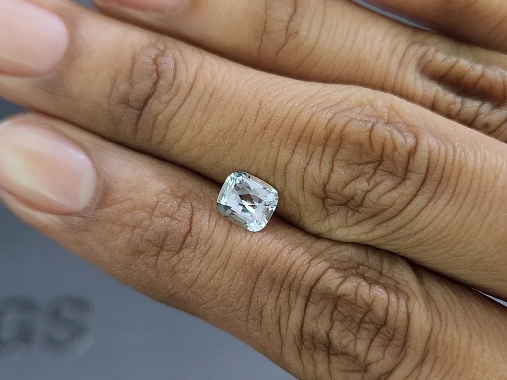 Aquamarine cushion cut  0.98 carats, Madagascar  Image №2