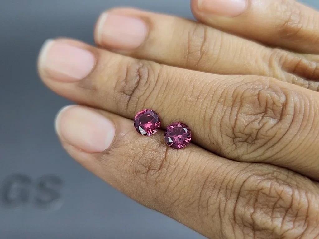 Pair of rhodolite garnets round cut 1.31 carats, Madagascar Image №2