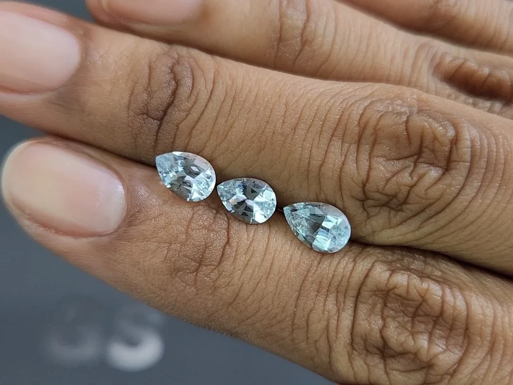 Set of aquamarines  pear cut 2.10 carats, Madagascar Image №1