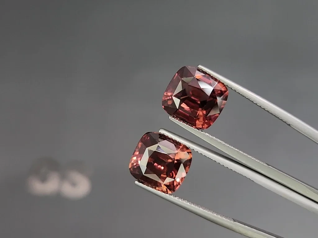 Pair of brown zircons cushion cut 17.48 carats, Tanzania Image №3